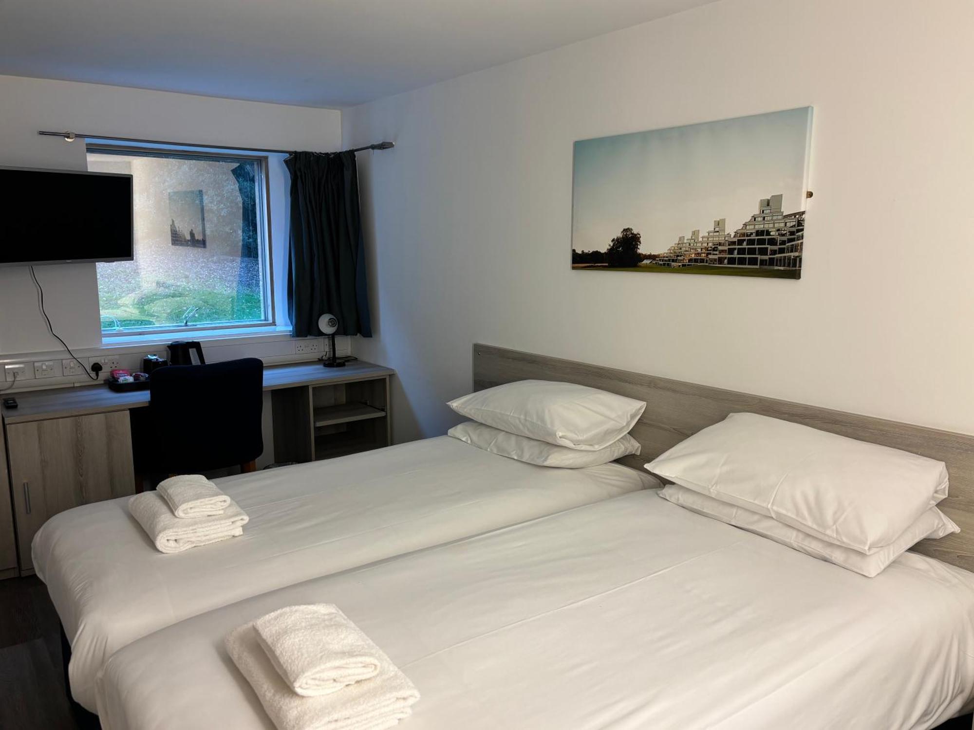 Broadview Hotel نورويش الغرفة الصورة