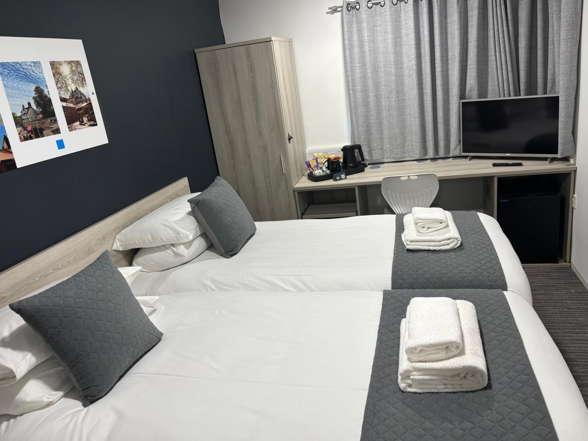 Broadview Hotel نورويش الغرفة الصورة